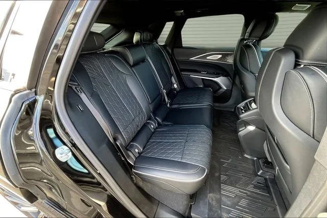 New 2026 Stellar Black Metallic Cadillac V-Series Premium image 10