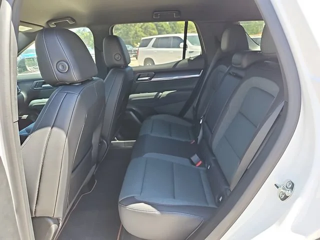 2026 GMC Terrain AT4 - Photo 11