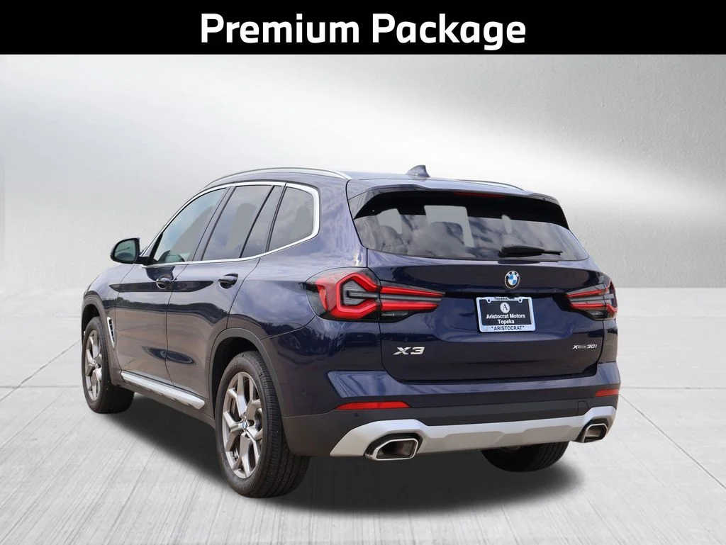 Used 2023 Blue BMW xDrive30i image 6