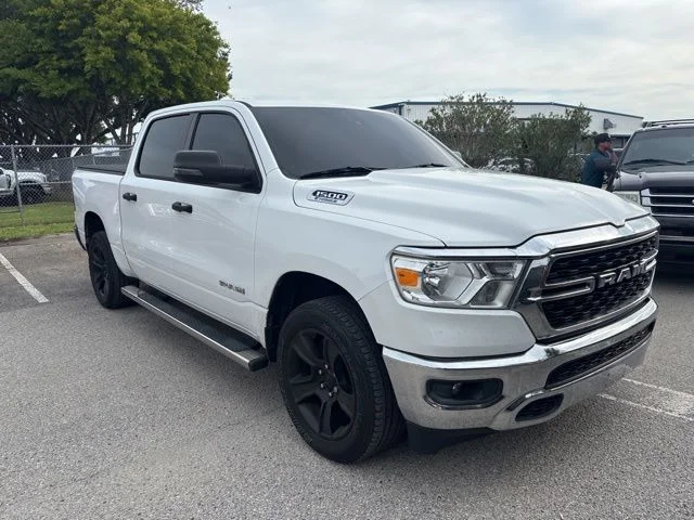 Used 2023 White Ram Big Horn/Lone Star image 3
