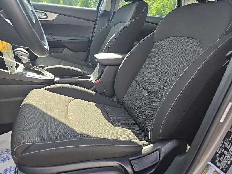 Used 2023 Gray Kia LXS image 24
