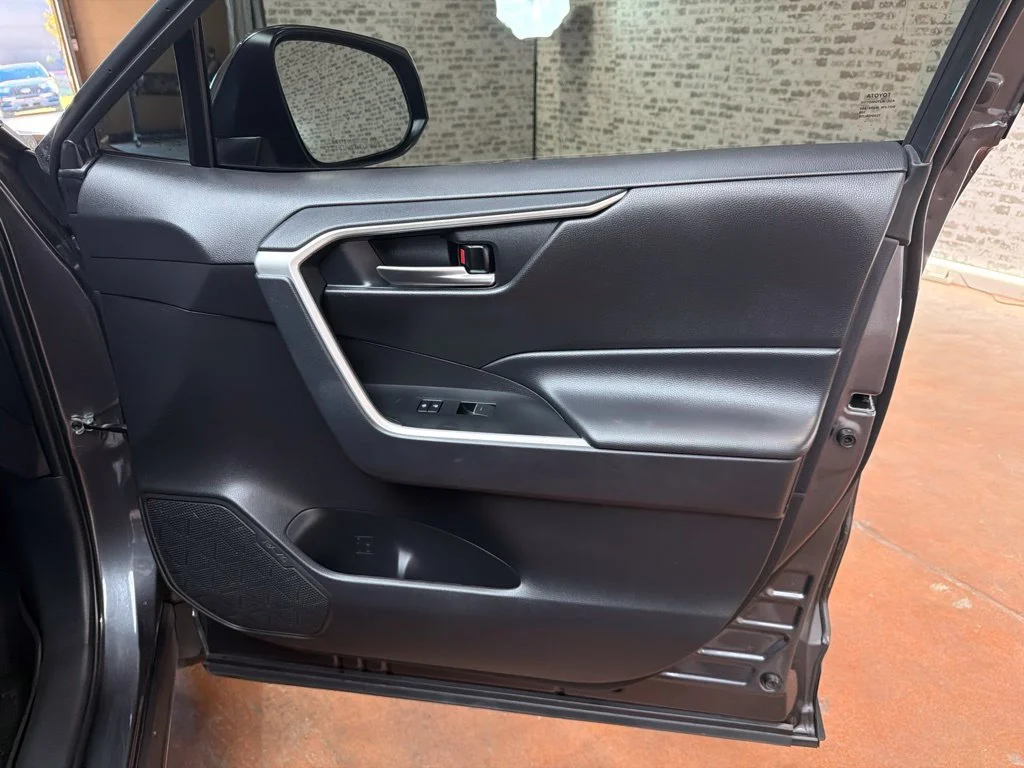 Used 2024 Magnetic Gray Metallic Toyota XLE Premium image 11