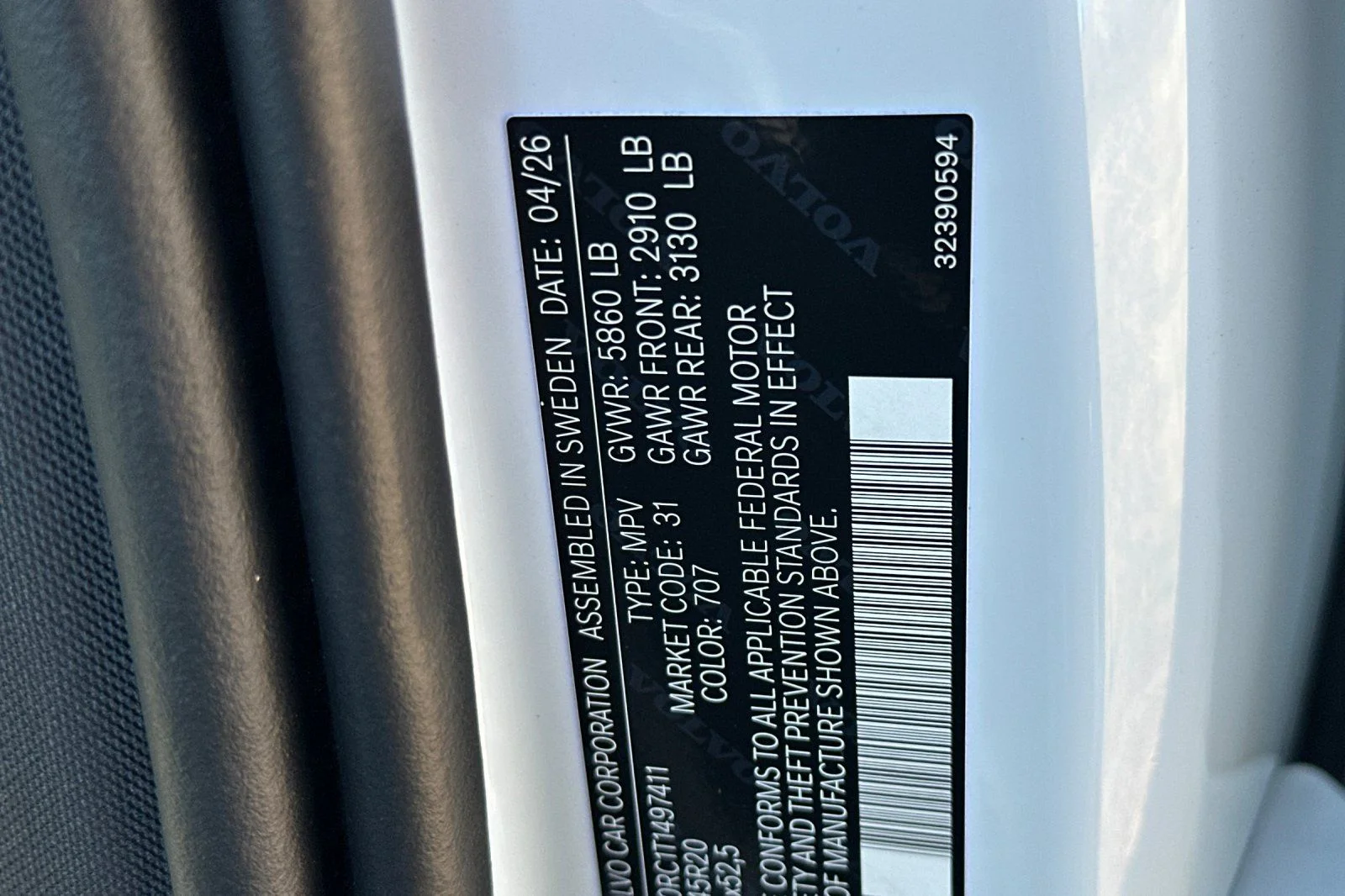 New 2026 Crystal White Volvo Plus image 26