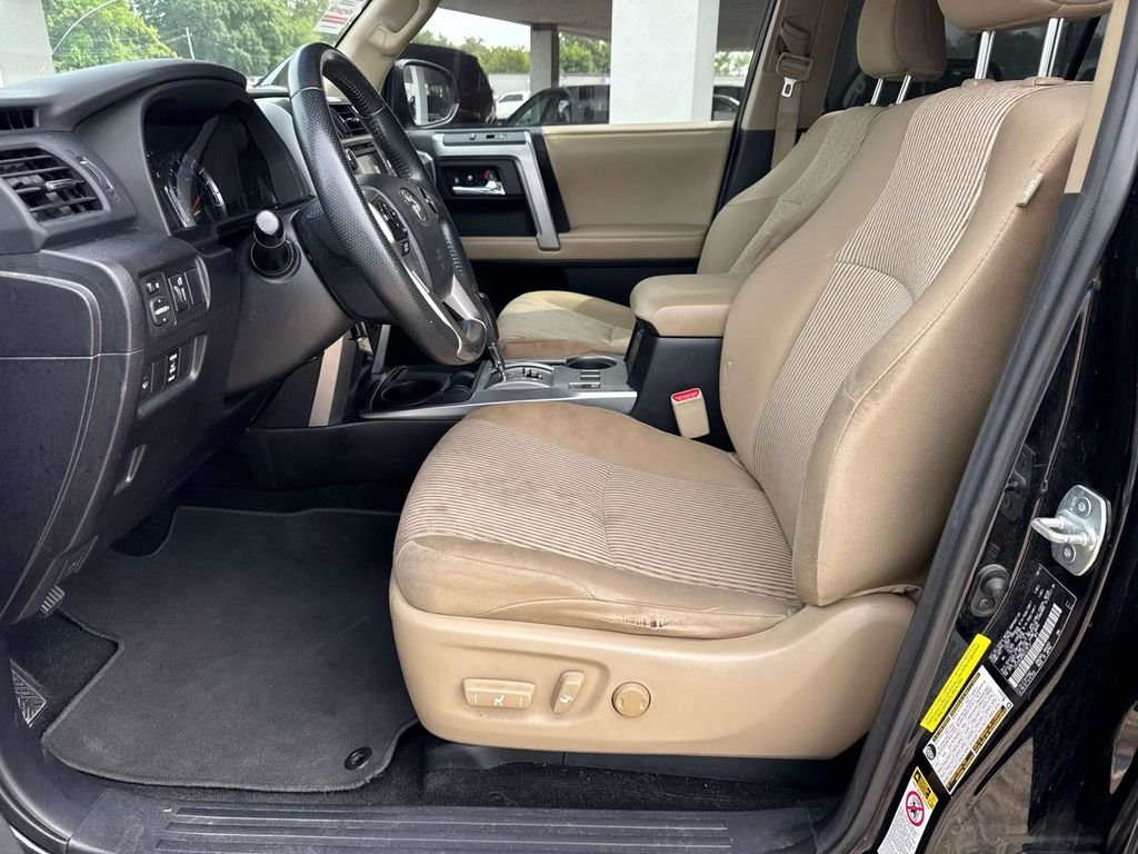 Used 2016 Black Toyota SR5 image 38