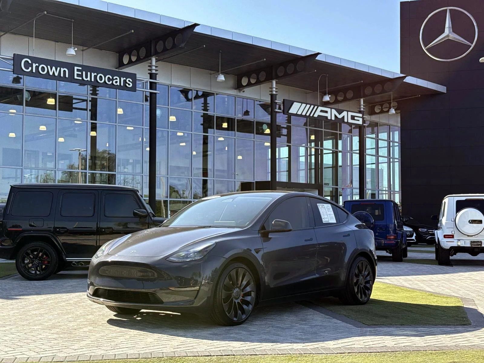 Used 2024 Tesla Model Y Performance with VIN 7SAYGDEFXRA254090 for sale in Pinellas Park, FL