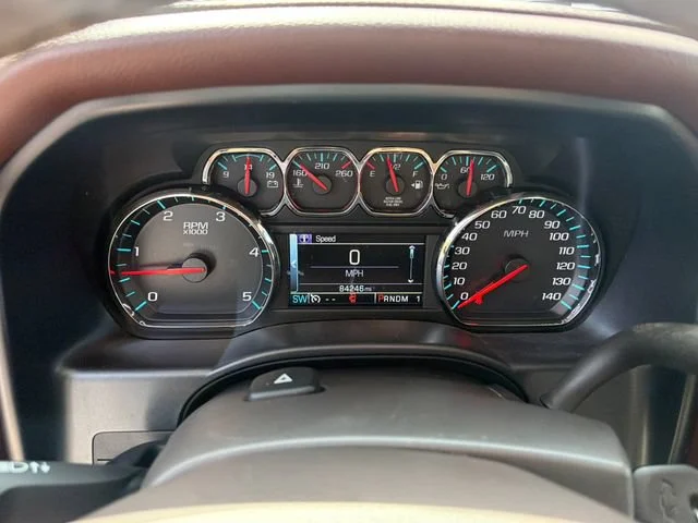 Used 2015 SUMMIT WHITE Chevrolet High Country image 23