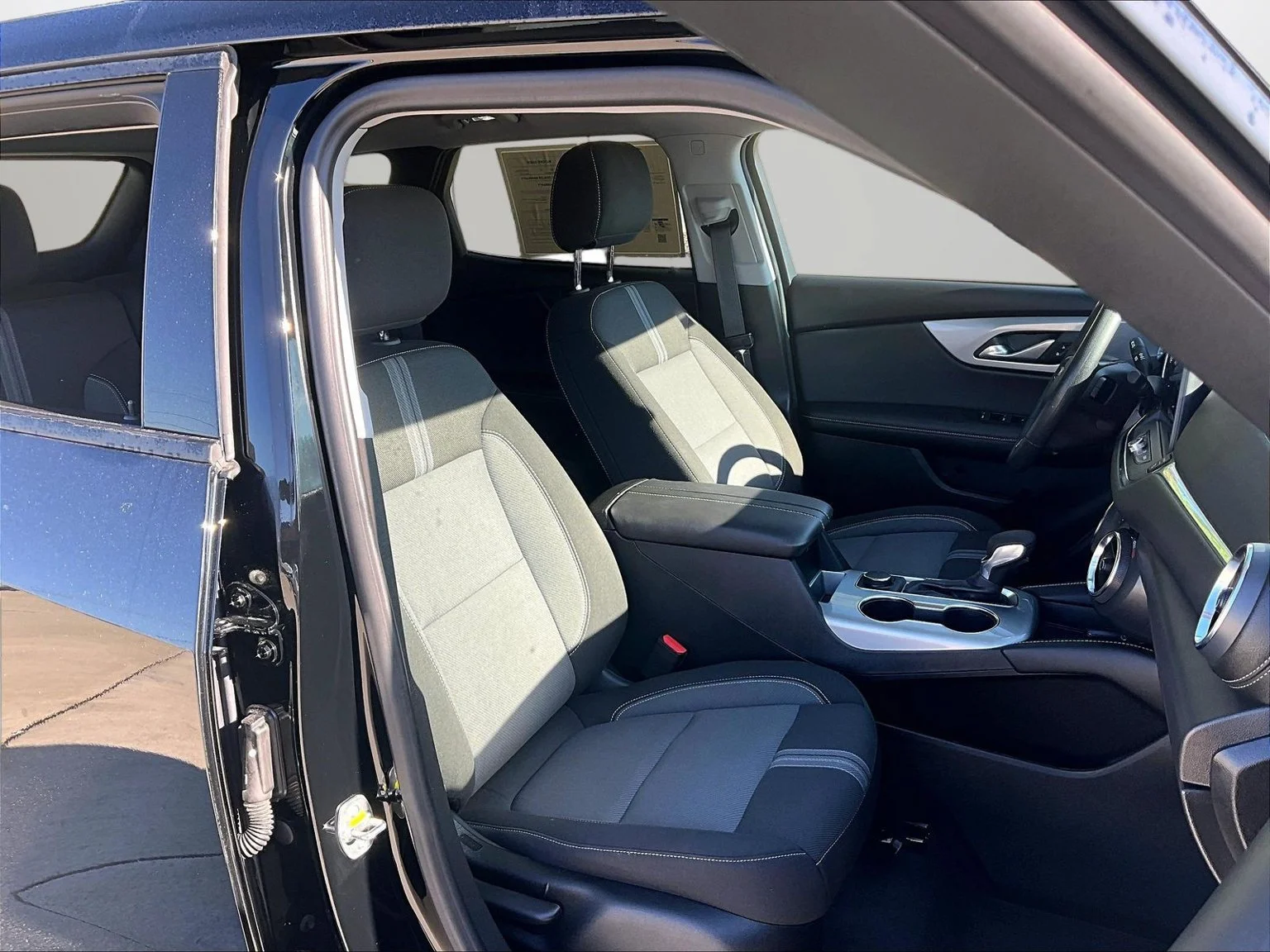 Used 2025 Black Chevrolet LT image 8