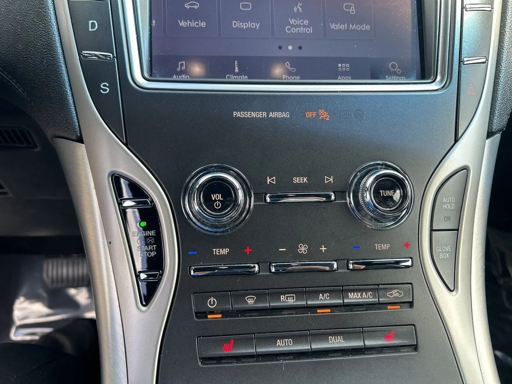 Used 2020 Gray Lincoln Standard image 42