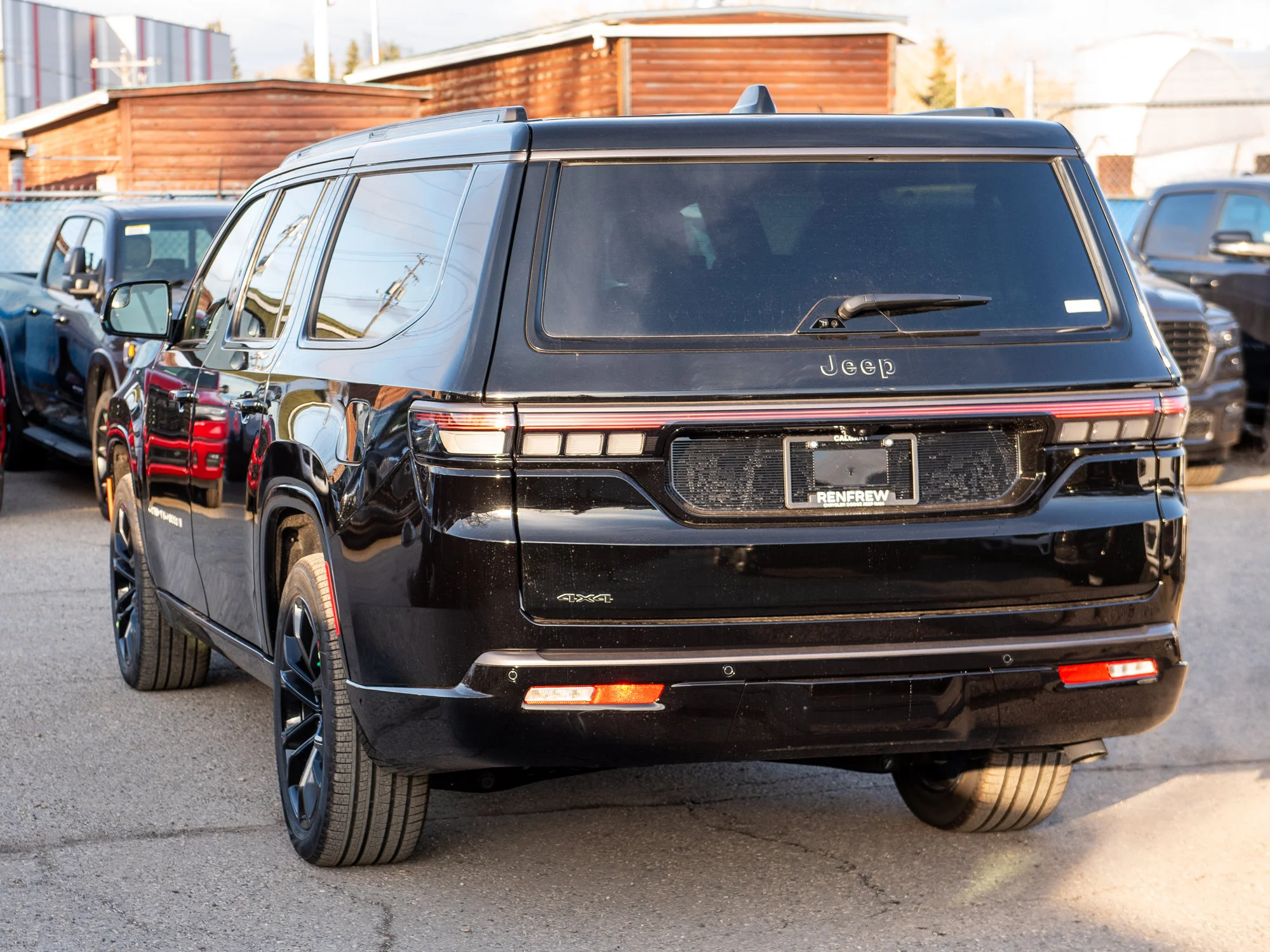 New 2026 Black Jeep Summit Obsidian* image 4