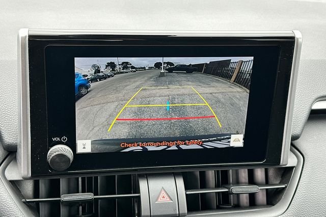 Certified Used 2025  Toyota XLE image 24