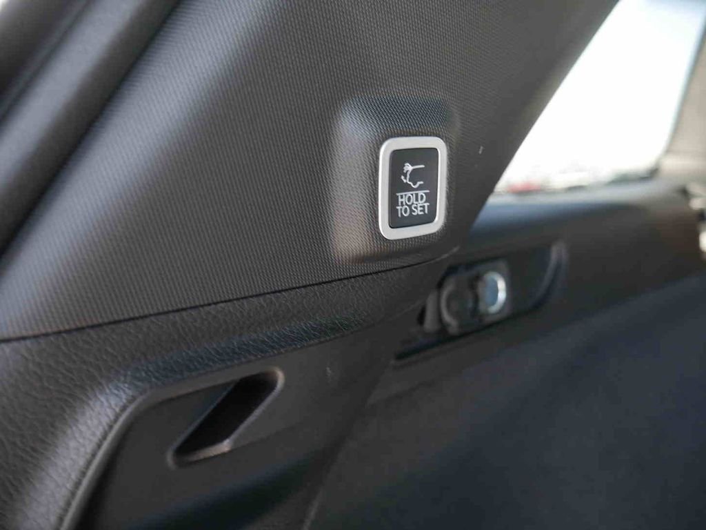 New 2026 Baltic Gray Metallic Clear-Coat Exterior Paint Jeep Summit image 9