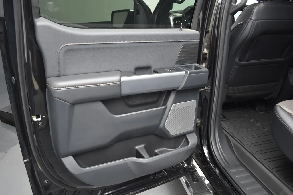 2025 Ford F-150 Lariat - Photo 19