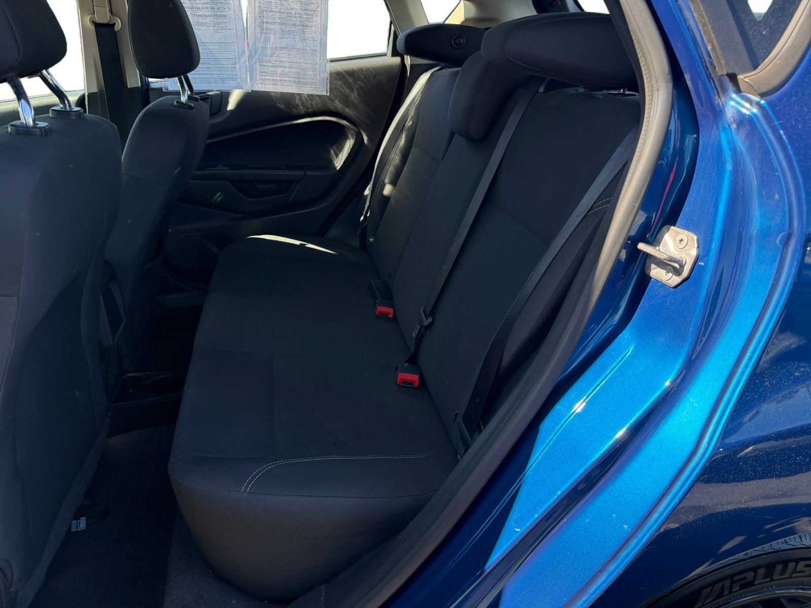 Used 2019 Lightning Blue Metallic Ford SE image 16