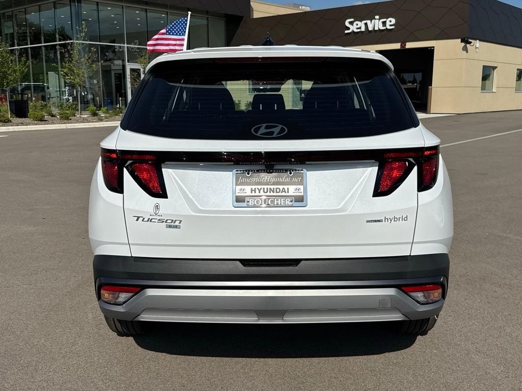 New 2026 Creamy White Pearl Hyundai Blue SE image 3