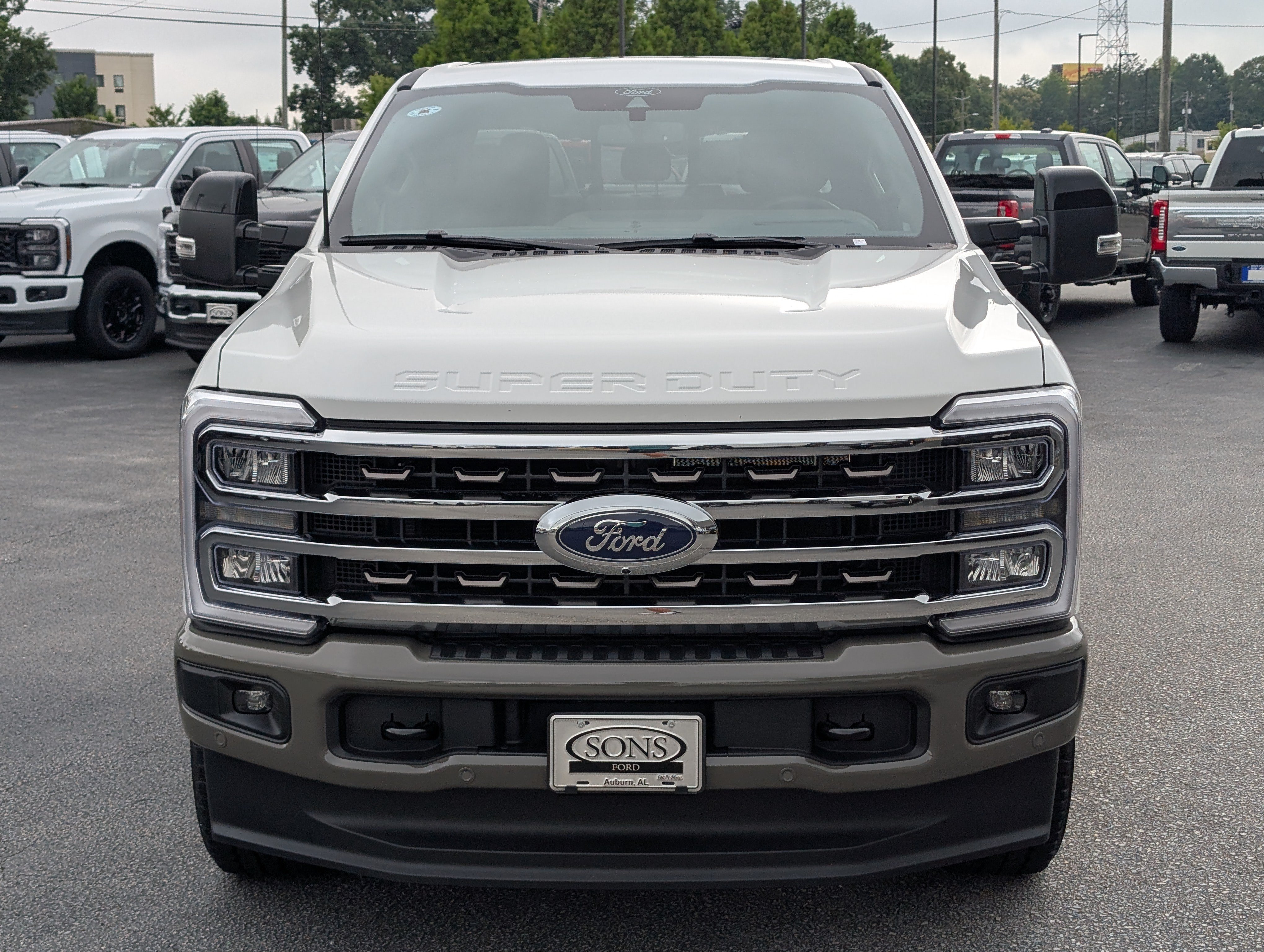 New 2026 Star White Metallic Tri-Coat FORD F-250® King Ranch® image 3