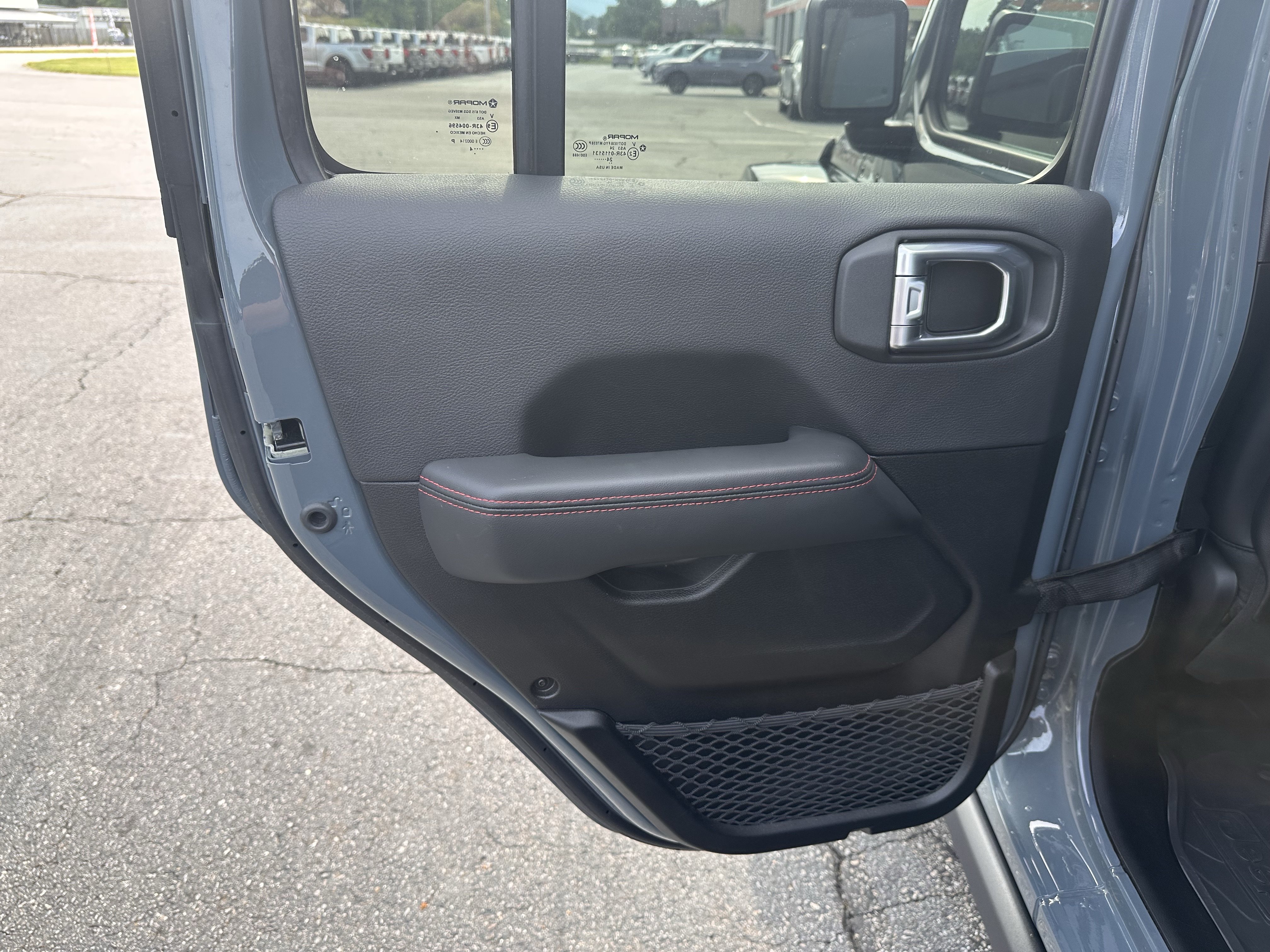 Certified Used 2024 Anvil Clearcoat Jeep Rubicon X image 11