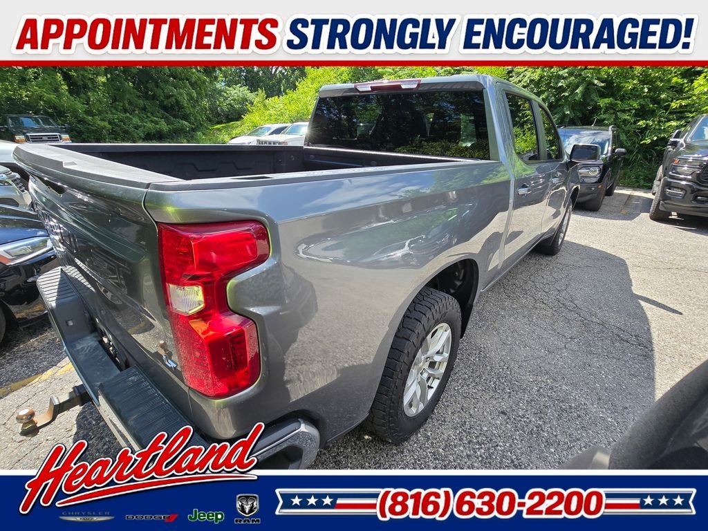 Used 2022 Gray Chevrolet LT image 8