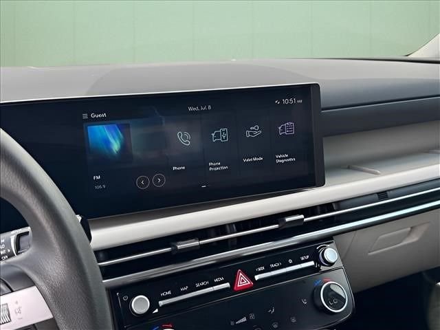 Used 2025 Green Hyundai SEL image 29