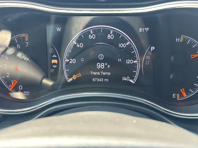 Used 2020 Gray Jeep Limited image 12