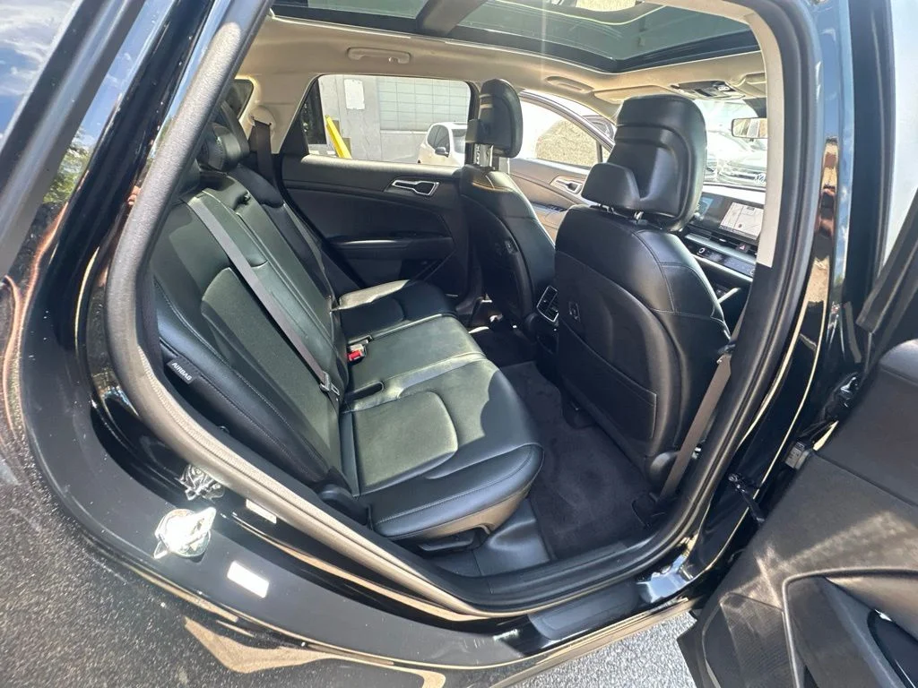 Used 2025 Black Kia EX image 32