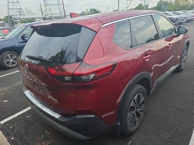 Used 2023 Red Nissan SV image 5