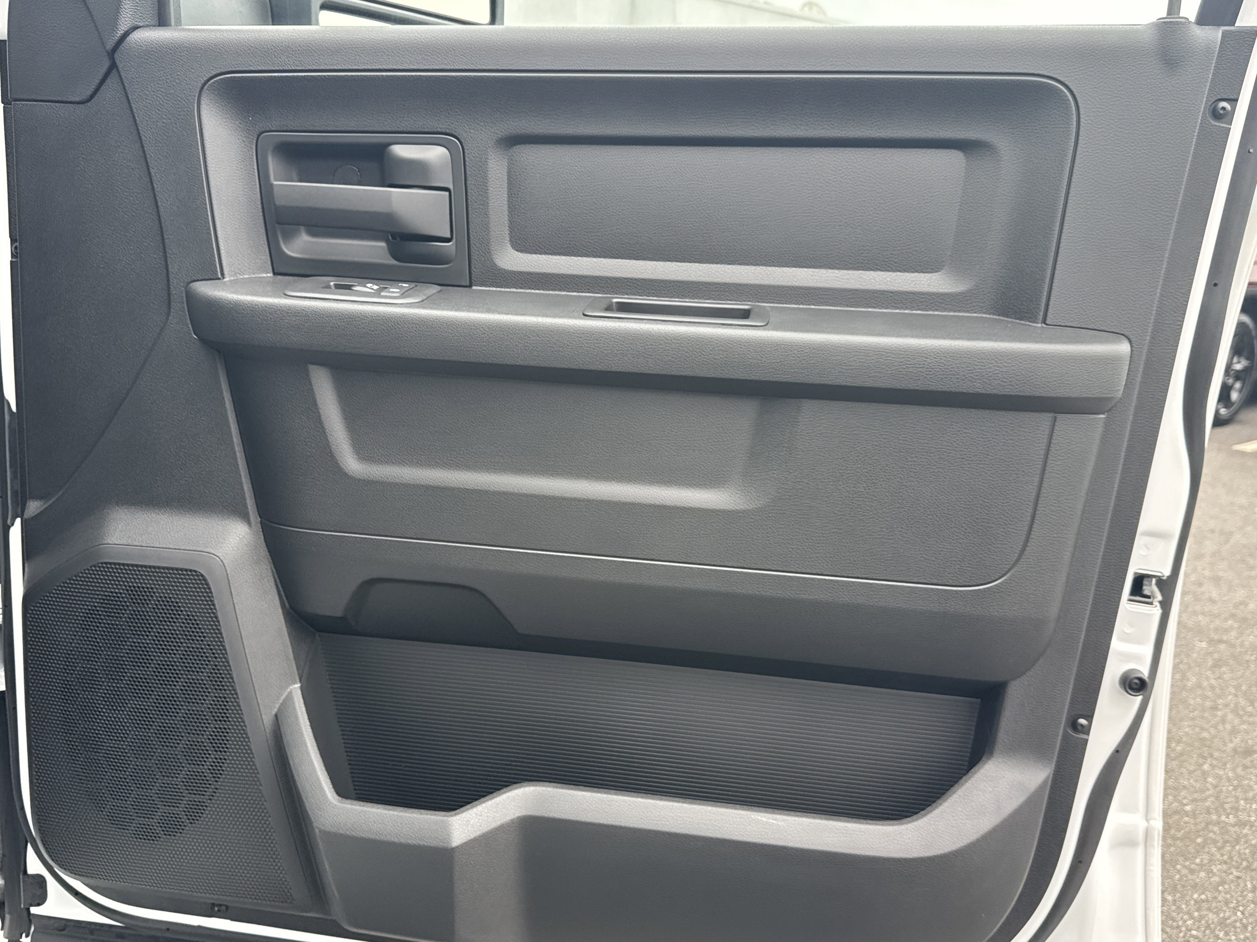 New 2026 Bright White Clearcoat RAM Tradesman image 17