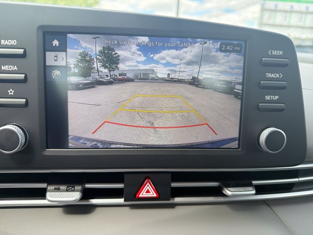 New 2026 Black Hyundai SE image 19