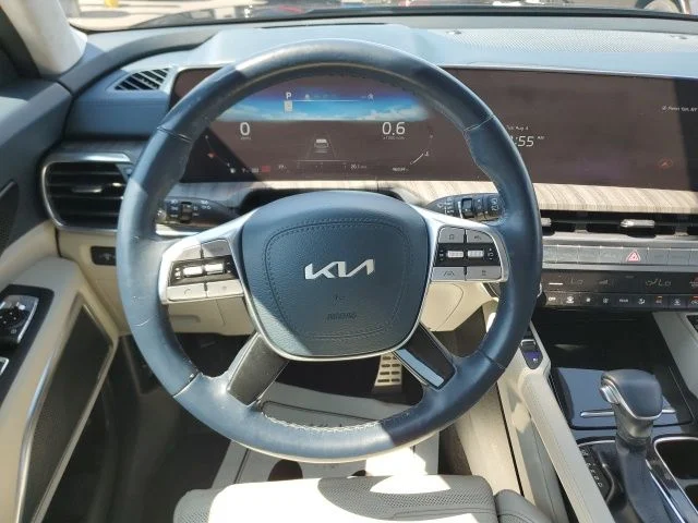 Used 2024 Black Kia SX-Prestige image 20