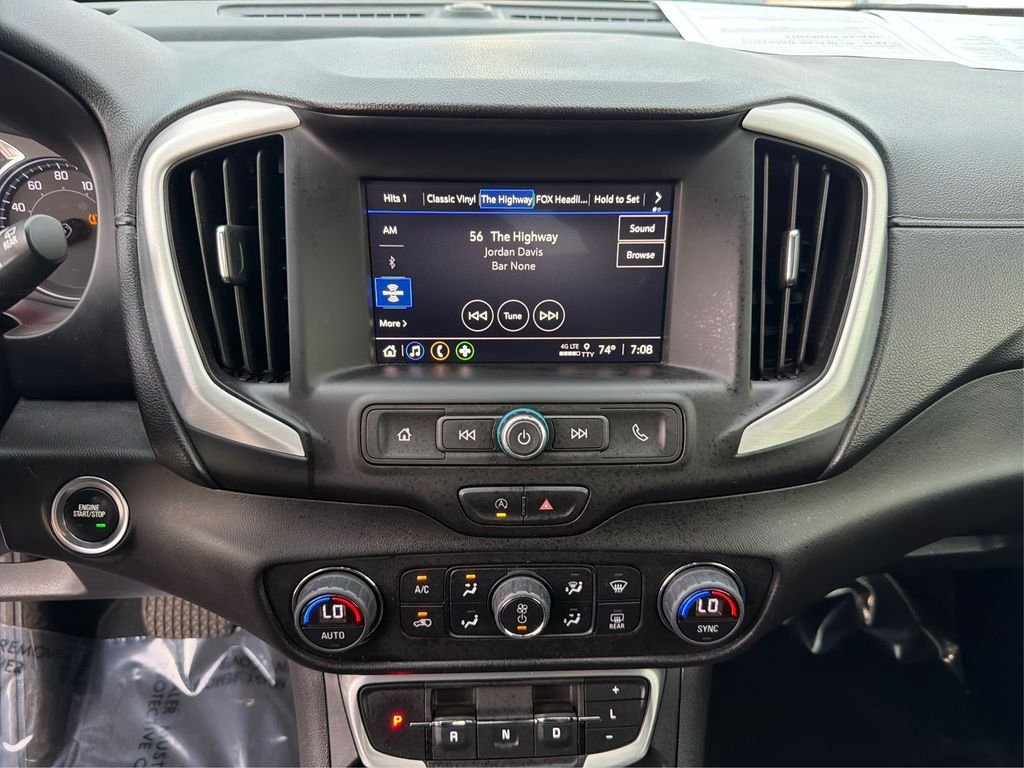 Used 2022 Summit White GMC SLE image 14