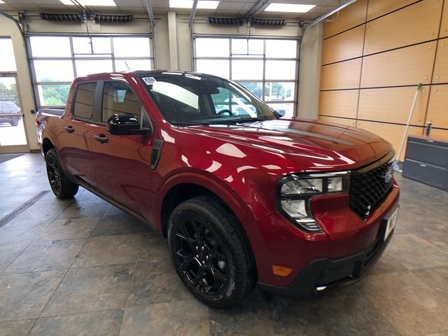 New 2026 Ruby Red Metallic Tinted Clearcoat Ford XLT image 1