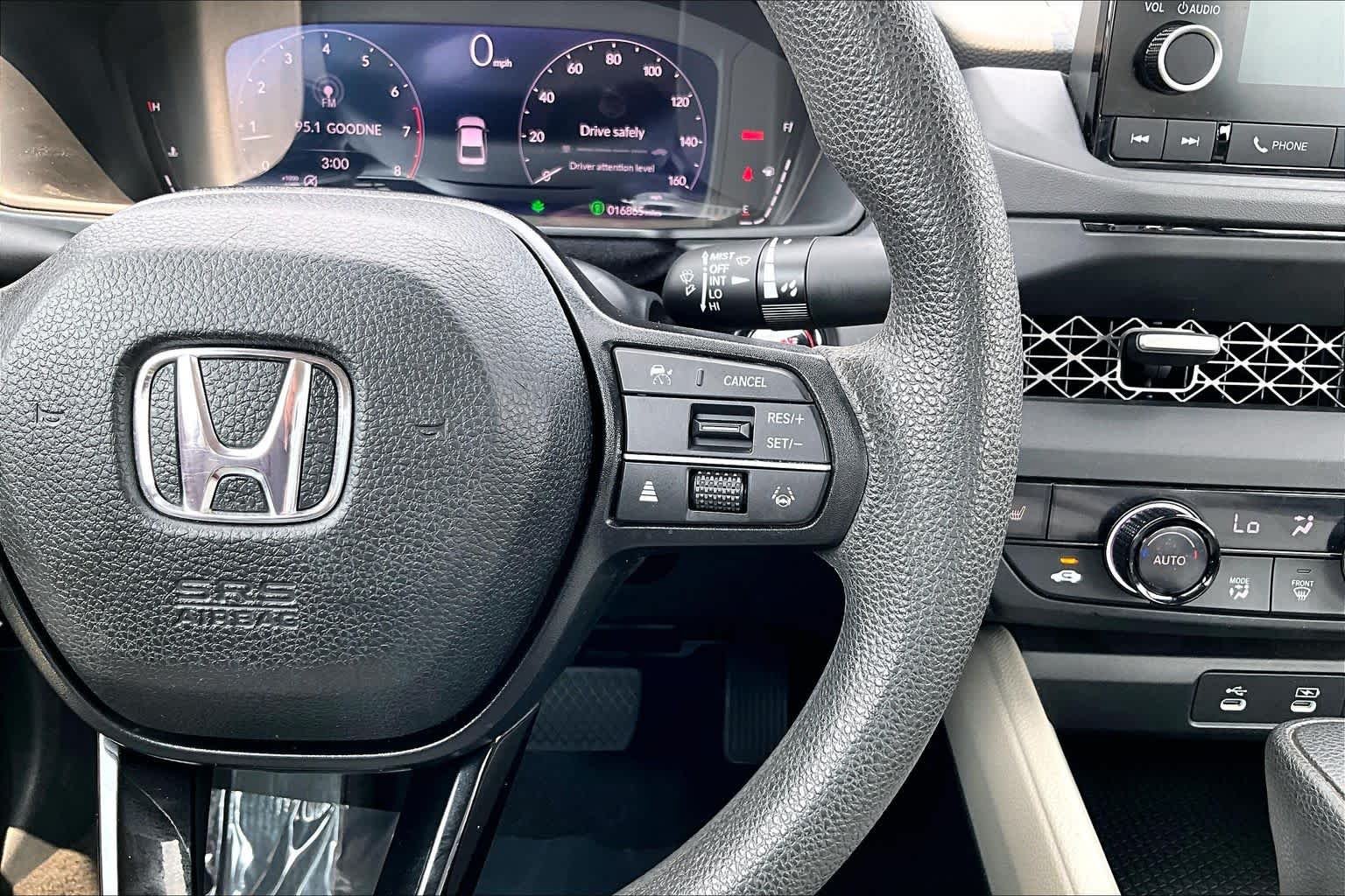 Used 2024 Meteorite Gray Metallic Honda EX image 24