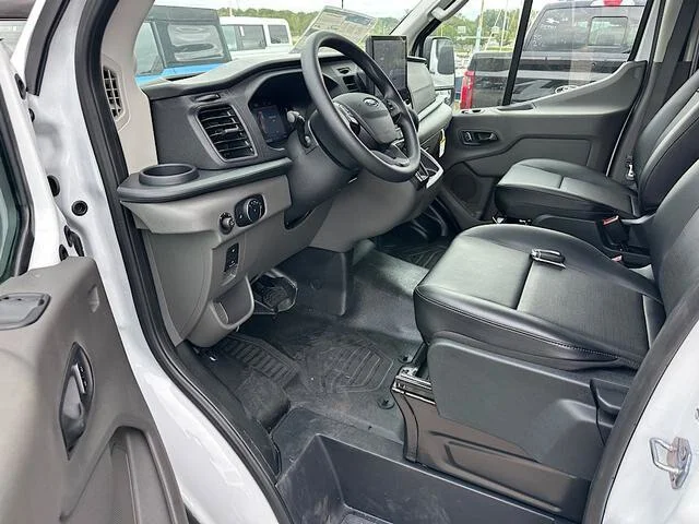 New 2027 Oxford White Ford Cargo Van image 42