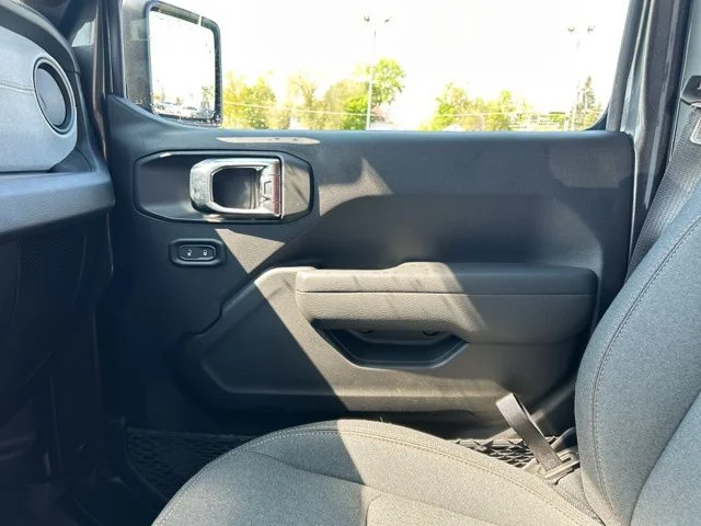 Used 2026 Beige Jeep Sport image 35