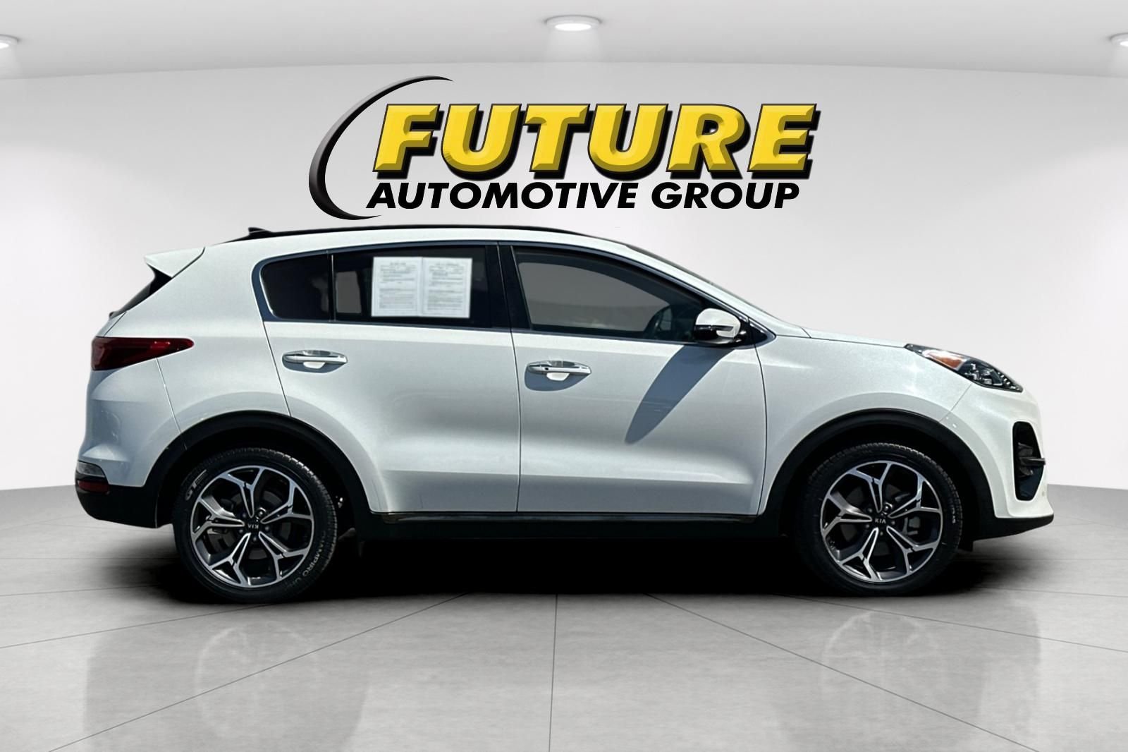 Used 2020 White Kia SX image 3