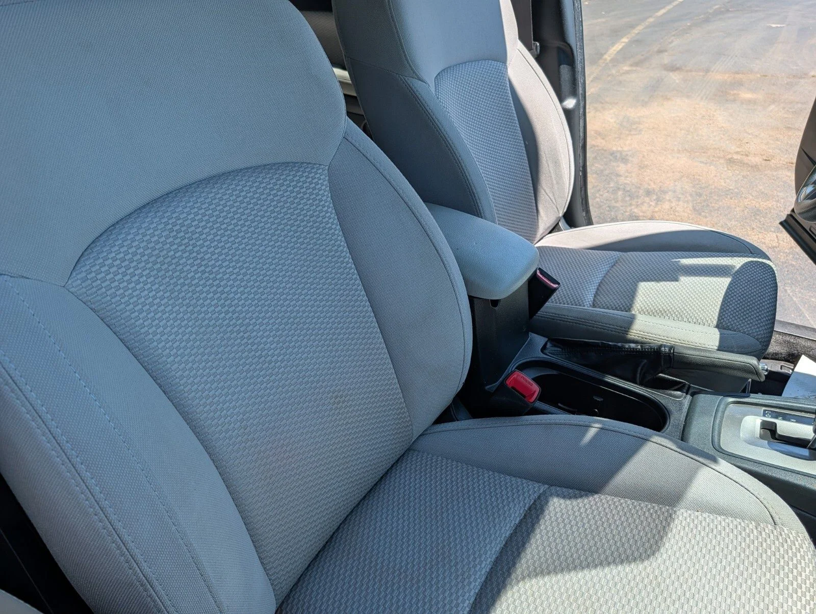 Used 2018 Gray Subaru 2.5i image 18