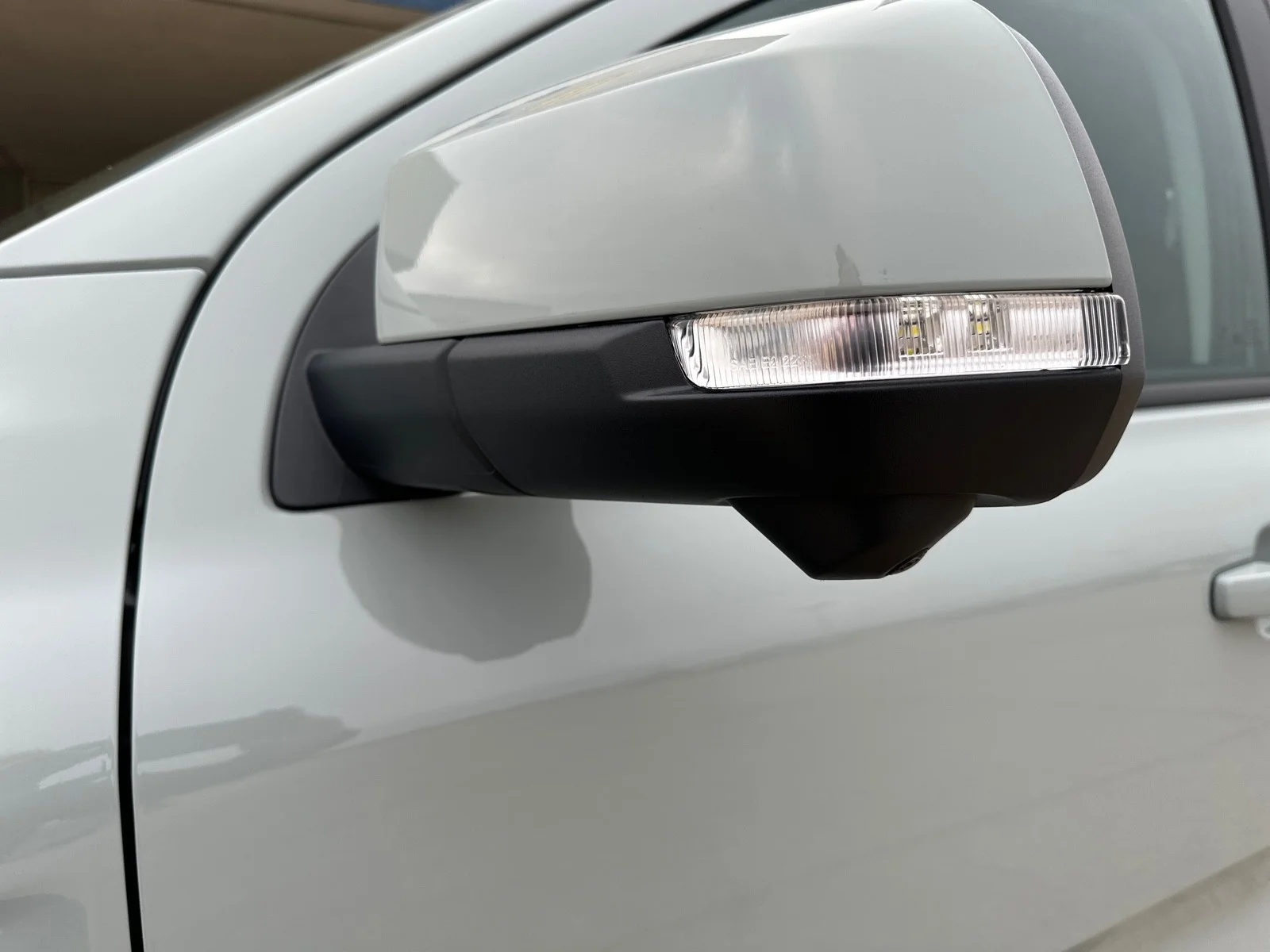 New 2024 Cactus Gray Ford LARIAT image 4