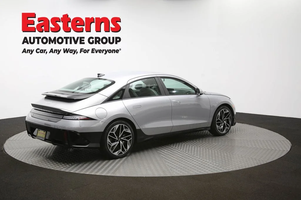 Used 2023 Silver Hyundai SEL image 41