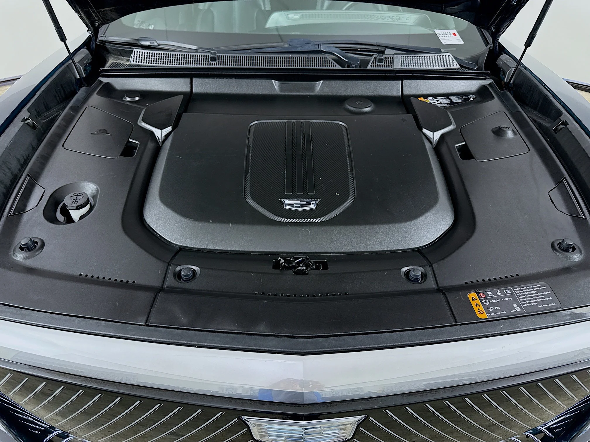 Used 2024 Emerald Lake Metallic Cadillac Tech image 34