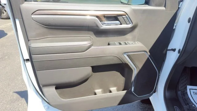 Used 2023 White Chevrolet RST image 14