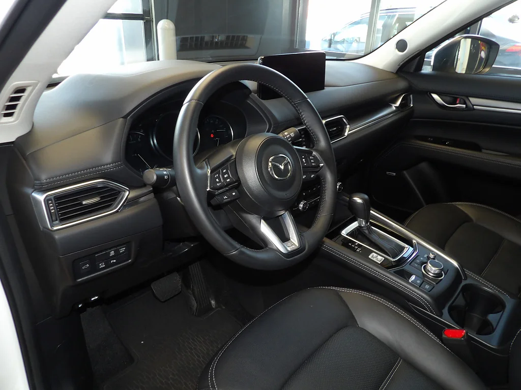 Certified Used 2025 Rhodium White Metallic Mazda 2.5 S Premium Plus image 25