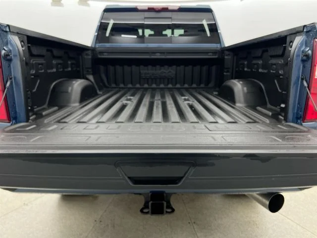 Used 2024 Blue Chevrolet High Country image 40