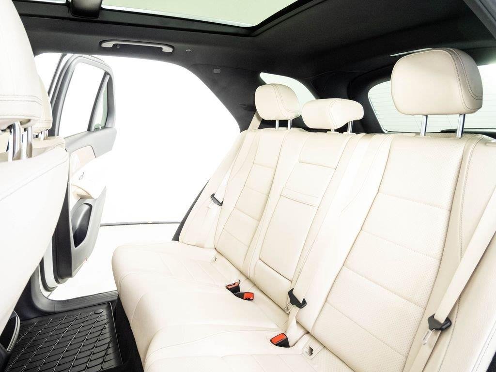 Certified Used 2025 Polar White Mercedes-Benz GLE 450e image 21