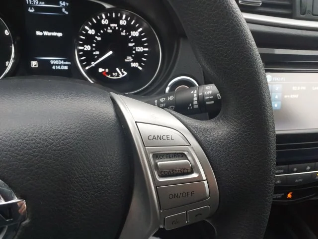 Used 2014 Graphite Blue Nissan SV image 19