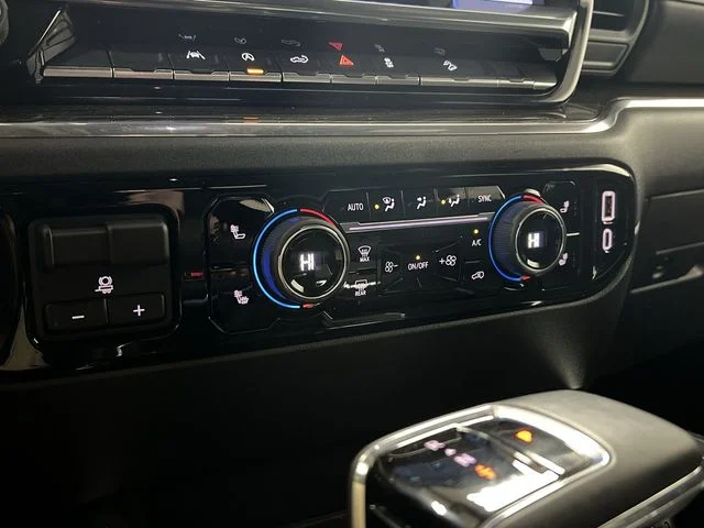 Used 2025 Black Chevrolet LT Trail Boss image 18