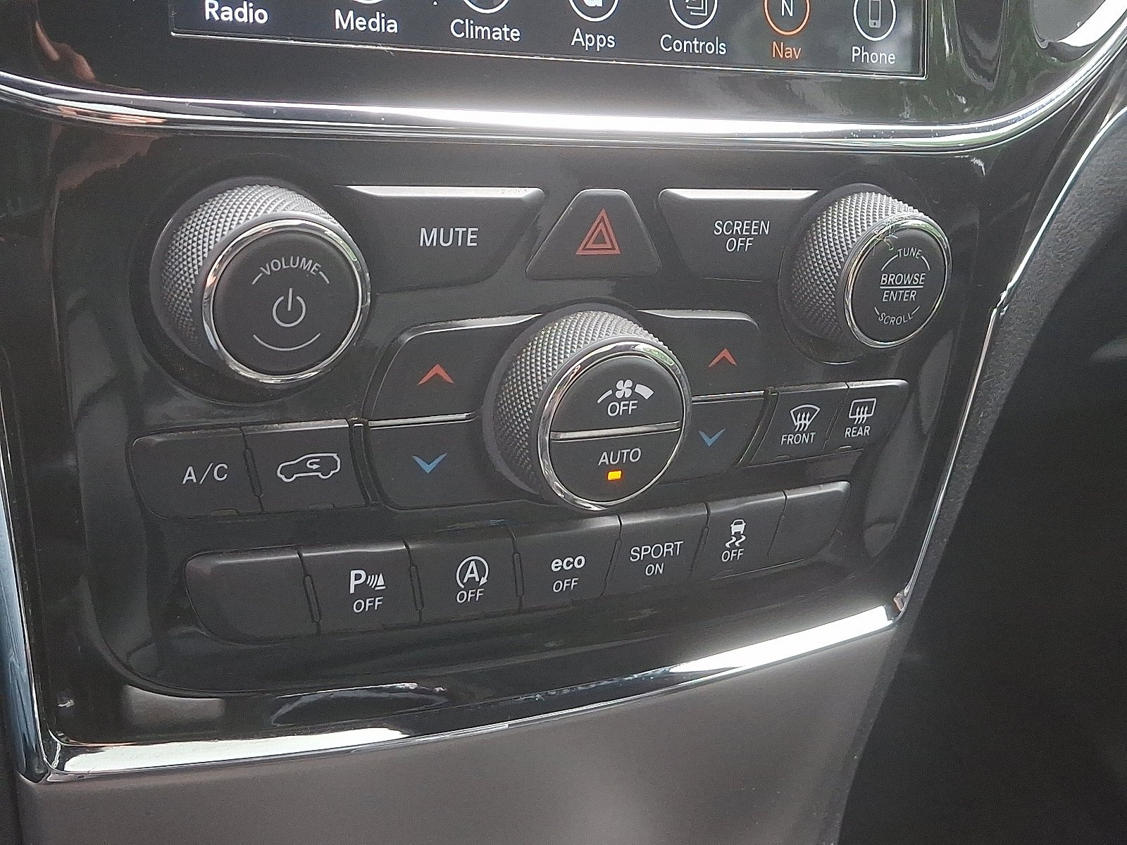 2019 Jeep Grand Cherokee Limited - Photo 16