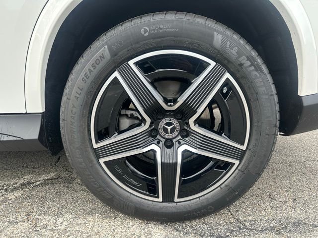 New 2026 Polar White Mercedes-Benz GLC 300 image 10