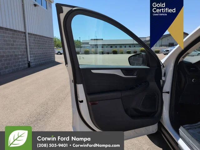 Certified Used 2022 White Ford SE image 12