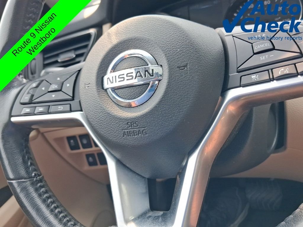 Used 2017 Gray Nissan SL image 24