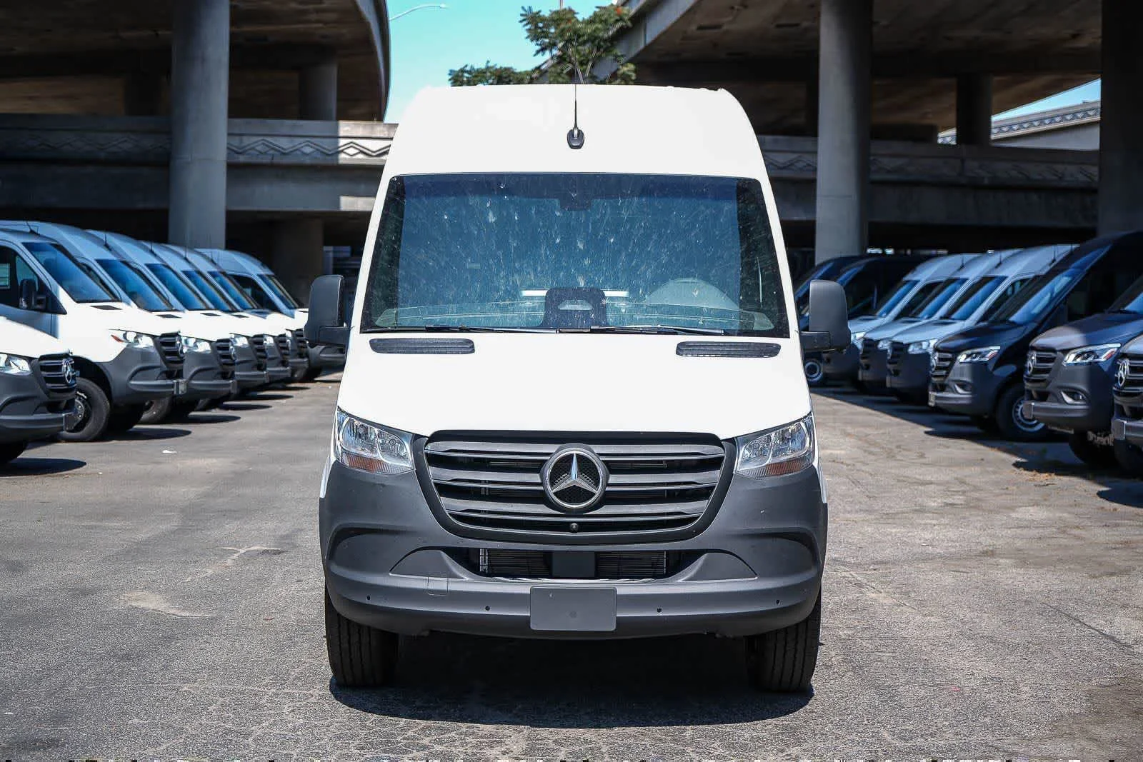 New 2026 Arctic White Mercedes-Benz Crew 144WB High Roof RWD 2.0L I4 Diesel Turbo HO image 2