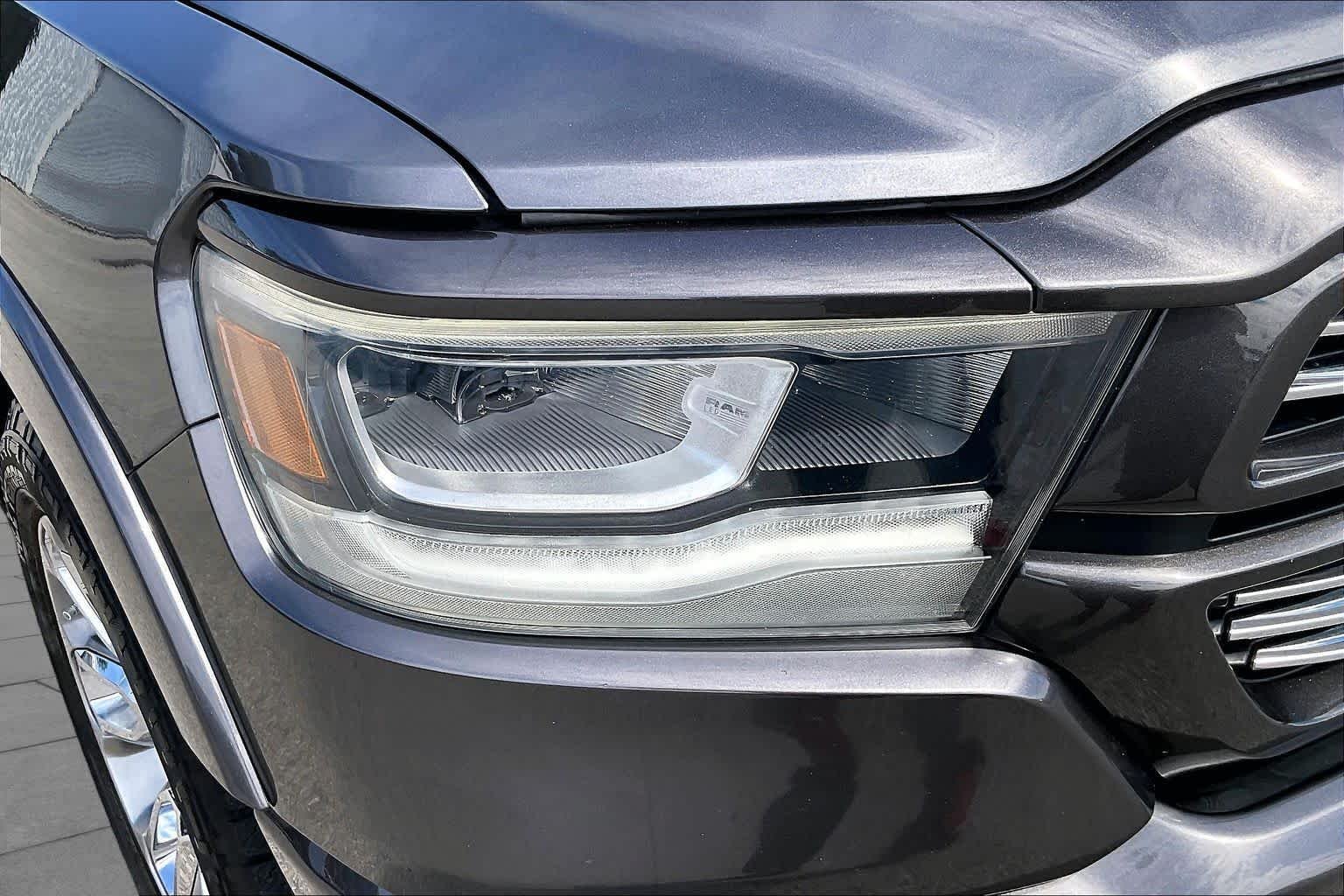 Used 2022 Granite Crystal Metallic Clearcoat Ram Laramie image 28